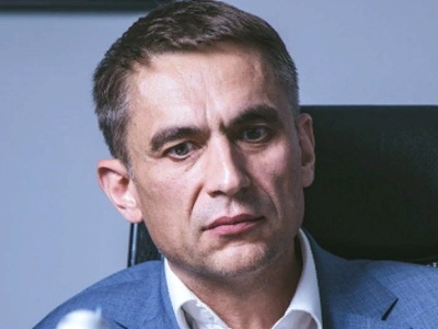 Летевший из Петербурга в Саратов самолет экстренно приземлился в Москве