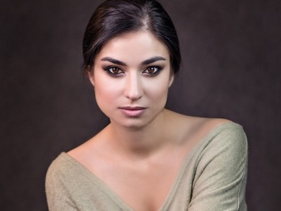 Предложение губернатора повергло молодую чиновницу в шок