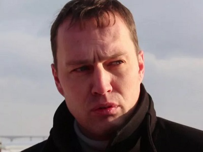 Спасатели эвакуировали с острова трёх молодых людей