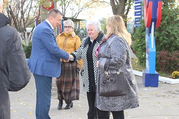 Энгельсский дом-интернат посетили профсоюзные лидеры