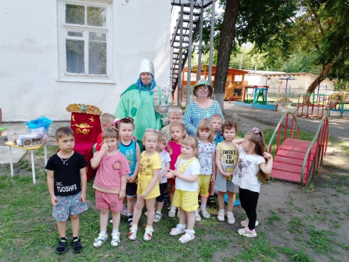 С дошколятами провели в игровые программы, посвящённые народному празднику