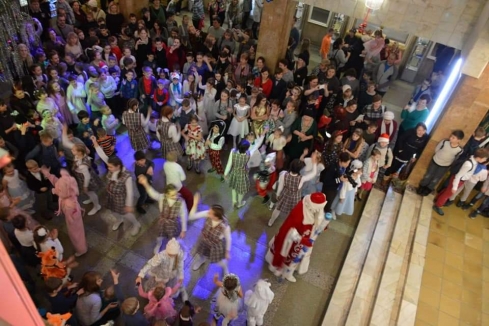 Александра Сызранцева приняла участие в Благотворительной Елке