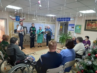 В Энгельсском доме-интернате проходят святочные гуляния