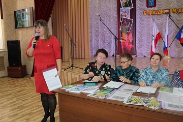 Пожилые маломобильные жильцы дома-интерната совершили виртуальное путешествие по родному краю