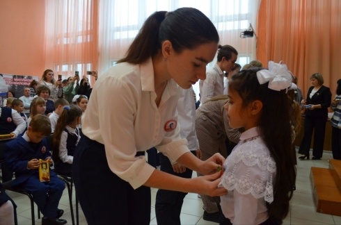 Первоклассников школы №3 Петровска приняли в юные панфиловцы