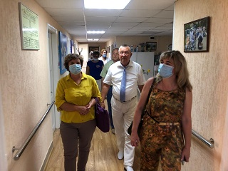 Энгельсский дом-интернат встречал московскую делегацию из благотворительного фонда «Старость в радость» 