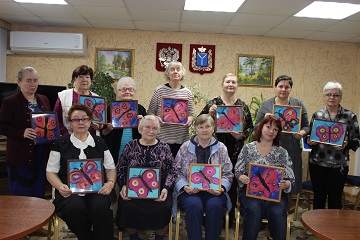 В Энгельсском доме-интернате прошел первый мастер-класс  в рамках проекта «Шерстяная акварель»