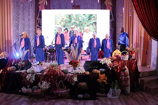 В Международный День пожилого человека в Энгельсском доме-интернате чествовали долгожителей и ветеранов