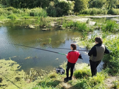 Юные петровчане организовали туристический поход