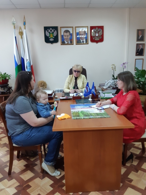 Александра Сызранцева провела прием граждан