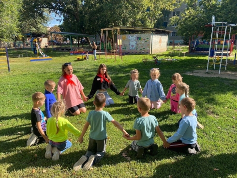 Петровские дошколята поучаствовали в спортивном мастер-классе