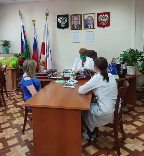 Еще одна семья получила помощь от Александры Сызранцевой