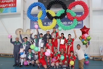 Проживающие Энгельсского дома интерната стали победителями Спартакиады для лиц с ментальными нарушениями здоровья  «Спорт без границ»