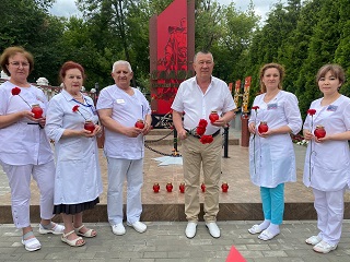 В День памяти и скорби проживающие Энгельсского дома-интерната зажгли свечи памяти