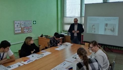 Педагоги Петровского политеха проводят открытые уроки