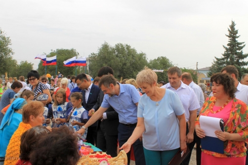 Вчера прошел открытый фестиваль приграничных районов «Россия начинается с Озинок»