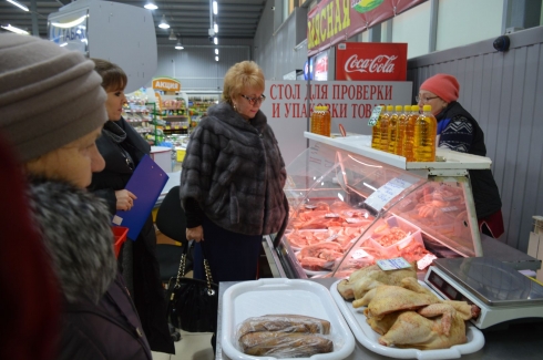 Александра Сызранцева проверила продуктовые супермаркеты