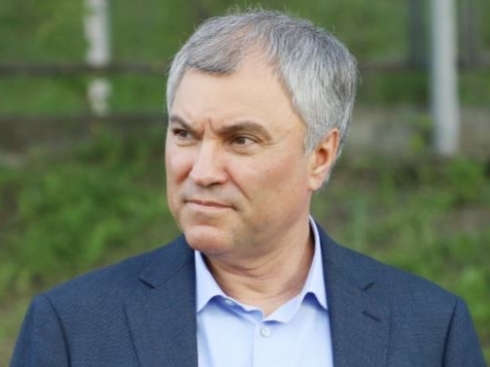 Вячеслав Володин осмотрел, как идет строительство школы в Шиханах