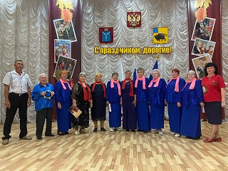 В Энгельсском доме-интернате прошел праздник осени