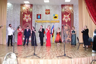 В Энгельсском доме-интернате для престарелых и инвалидов состоялся концерт артистов Саратовского театра оперы и балета.