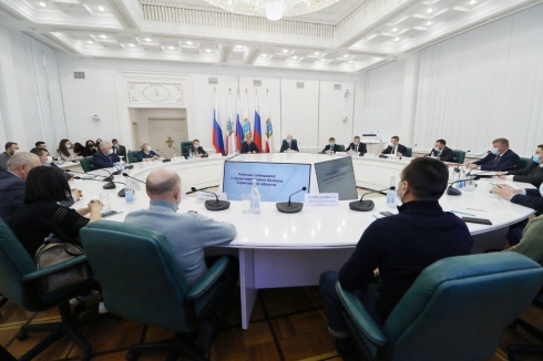 Вячеслав Володин встретился с представителями бизнес-сообщества региона