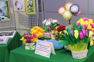 Творческие коллективы Энгельсского дома-интерната приняли участие в фестивале «Апрельская капель»