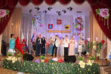            В Энгельсском доме-интернате состоялся праздничный концерт