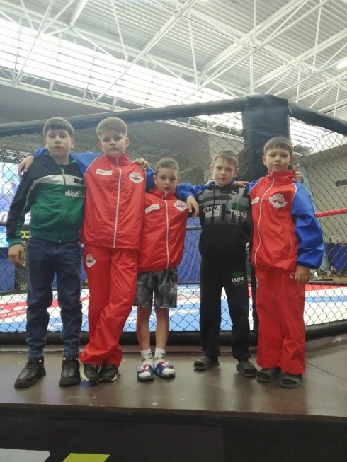 Спортсмены из Петровска выступят на окружных первенствах по ММА