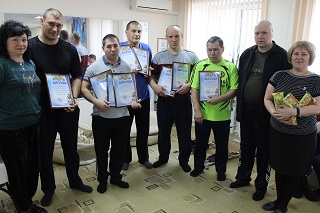В Энгельсском доме-интернате прошли соревнования силачей