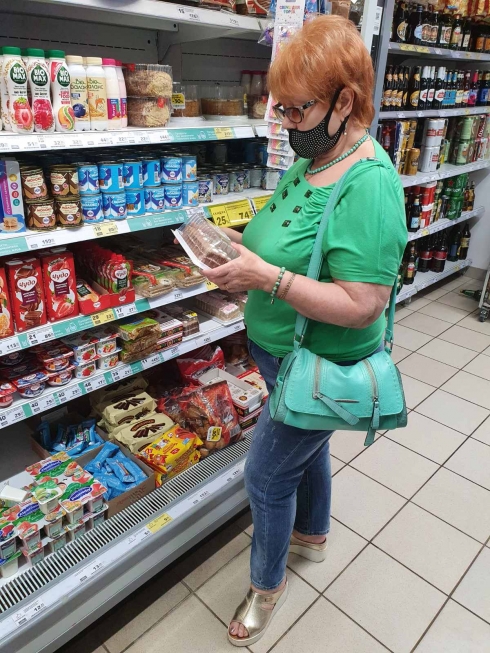 В Ленинском районе продолжают контролировать качество продуктов питания