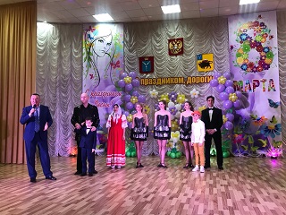 В последний день февраля в Энгельсском доме-интернате для престарелых и инвалидов состоялся концерт, завершающий череду зимних праздников