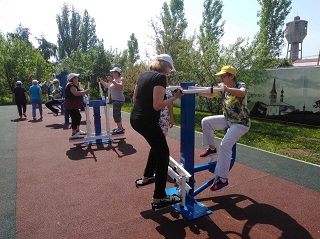 В Энгельсском доме-интернате открыта тренажерная площадка на свежем воздухе