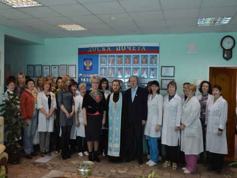 В праздник Благовещения священник провел православную беседу с руководством и коллективом лаборатории