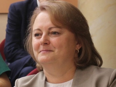 Из Саратовской области вывезли двух девочек, мать которых часто оставляла их одних