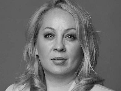 В Балакове похоронили погибшую в ДТП актрису Екатерину Ведунову и ее дочь