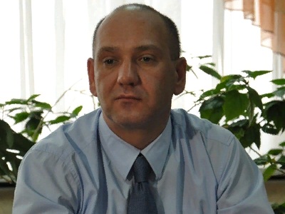 Дети вынуждены были уйти из отчего дома из-за поведения матери и ее альфонса