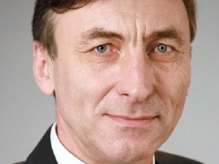 Вячеслава Володина спросили, зачем он ездит по дворам