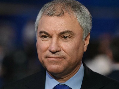 Володин предложил в этом году реализовать третий (дополнительный) этап и полностью завершить депутатский проект «Ремонт дворов» 