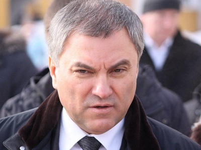 В Петровске Вячеслав Володин посетил место строительства пришкольного бассейна