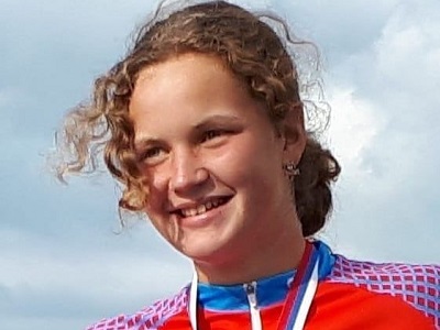 Байдарочница из Энгельса впервые стала чемпионкой России