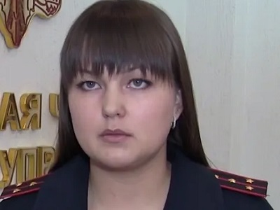 Горожанка потеряла деньги при 