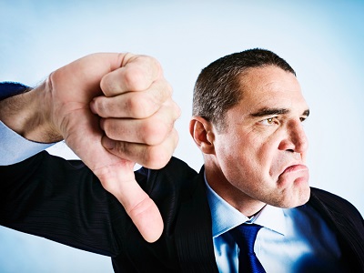 У ТРК «Happy Молл» дорога превратилась в ловушку для машин