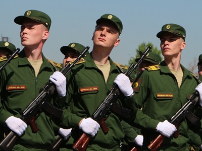 День Победы. По Театральной площади пройдут 1200 военнослужащих, кадетов и юнармейцев