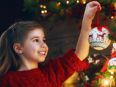 Дед Мороз, аквагрим и кейтеринг. Названы расценки детских праздников в Саратове