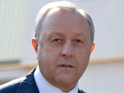 Губернатору рассказали об опасности на дороге для пешеходов, а также попросили помочь сироте получить жилье