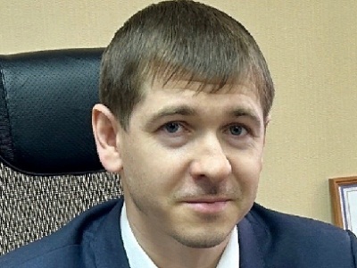 В Саратове установят остановочные павильоны с тревожными кнопками, освещением и разъемами для зарядки телефонов (но не во всех районах)
