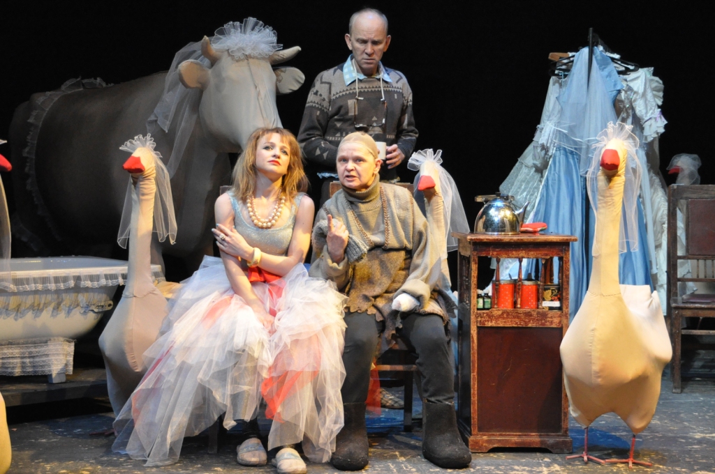 СпектакльТЮЗа «Как Зоя гусей кормила» станет участником форума-фестиваля «АРТМИГРАЦИЯ» в Москве