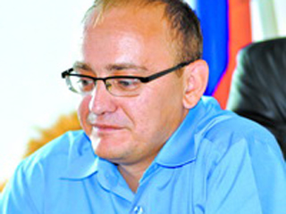 Досрочно прекращены полномочия главы администрации Федоровского муниципального района