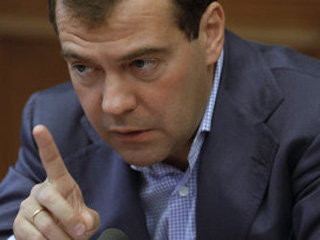 Премьер высказался в блоге о поездке в Саратов