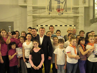   Глава Октябрьского района приветствовал «Смелых и ловких»